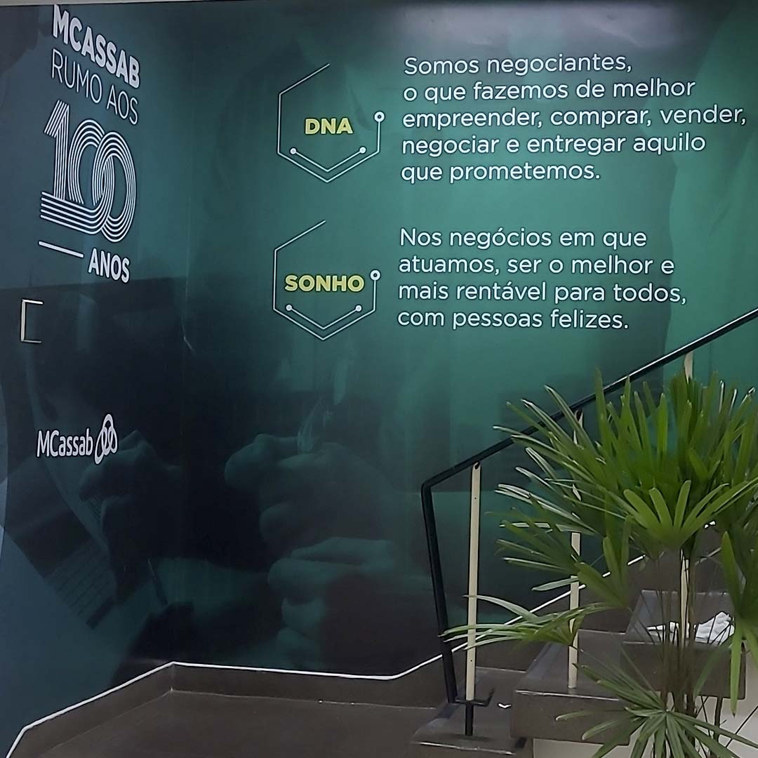 Porta de entrada MCassab Rumo aos 100 anos